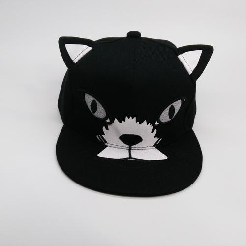 猫咪戴黑色帽子头像(猫咪头上戴黑帽子头像)