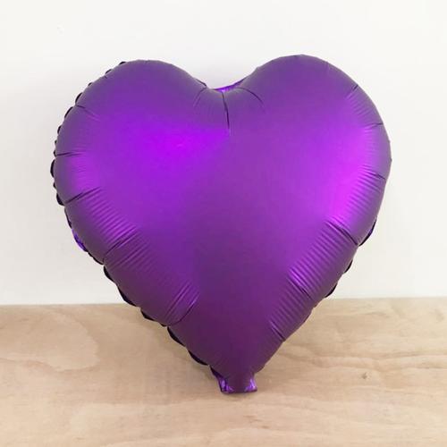两个紫色气球头像(气球头像图片2024)
