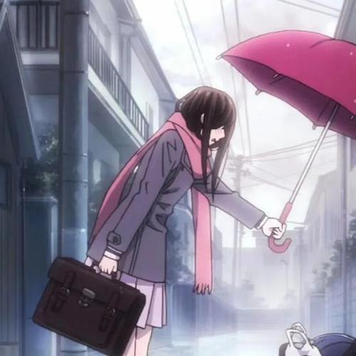 情侣头像拿着雨伞一左一右(情侣头像拿伞一人一个)